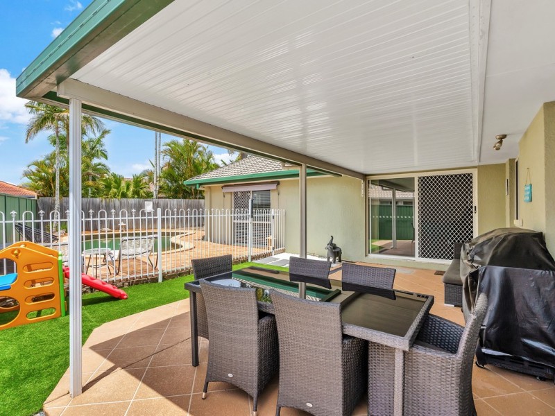 7 Elsemore Court, Carrara QLD 4211