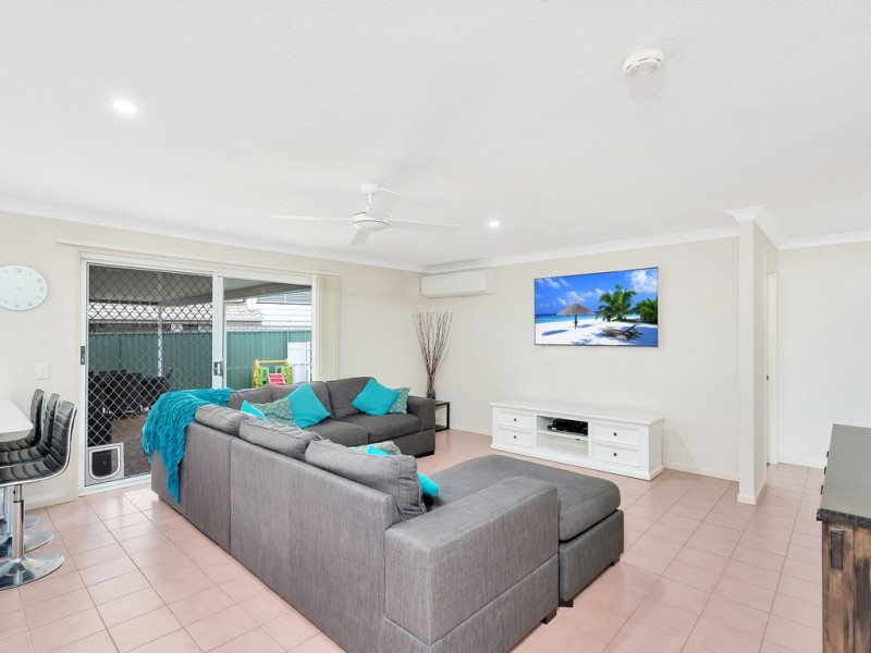 7 Elsemore Court, Carrara QLD 4211