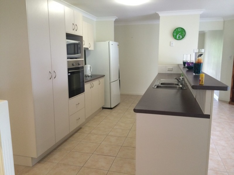 9 Tralee Court, Carrara QLD 4211