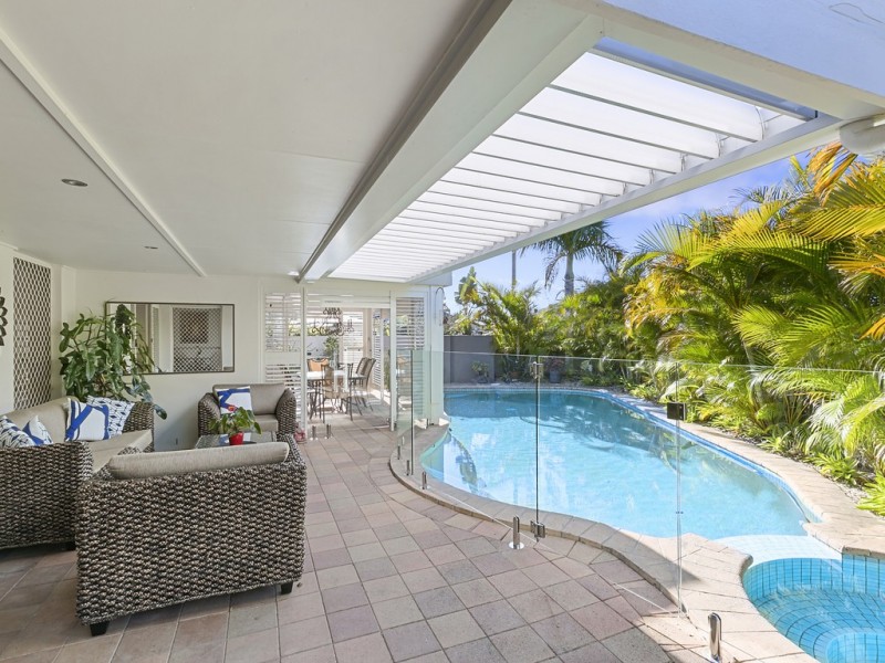 8 Ringtail Street, Clear Island Waters QLD 4226
