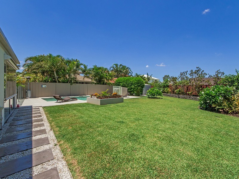12 Southaven Drive, River LInks, Helensvale QLD 4212