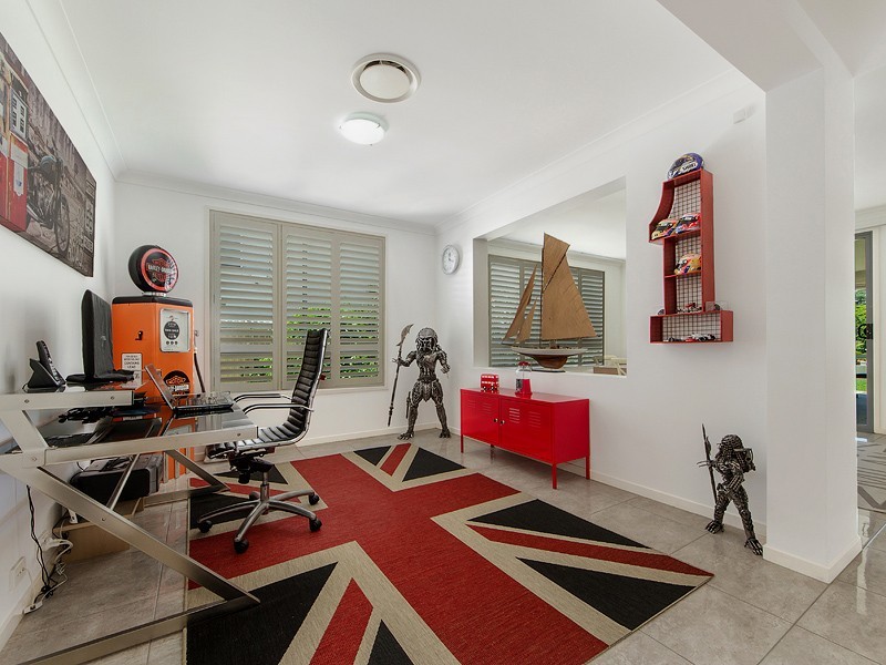 12 Southaven Drive, River LInks, Helensvale QLD 4212