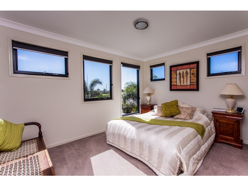 20 Sunset Place, Jacobs Well QLD 4208