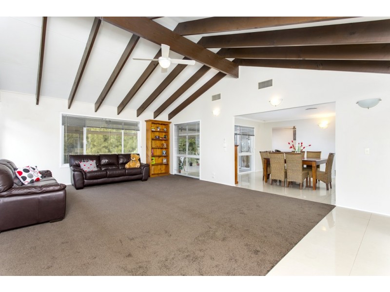 84 Markeri Street, Mermaid Waters QLD 4218