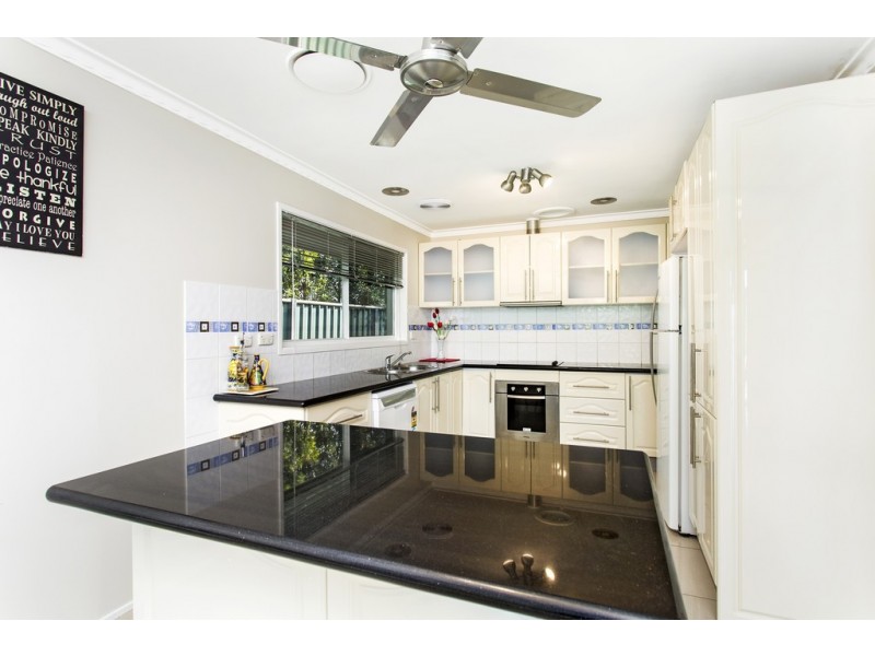 84 Markeri Street, Mermaid Waters QLD 4218