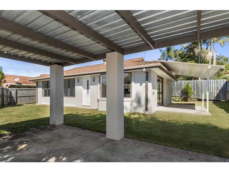 7 Meadow Brook Crescent, Merrimac QLD 4226