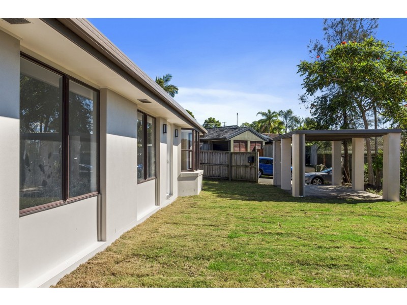 7 Meadow Brook Crescent, Merrimac QLD 4226