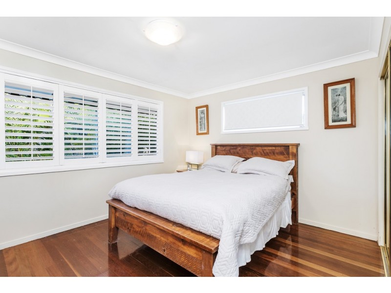 110 Wilson Street, Labrador QLD 4215