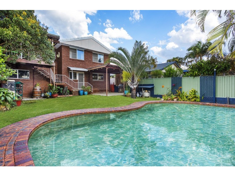 110 Wilson Street, Labrador QLD 4215