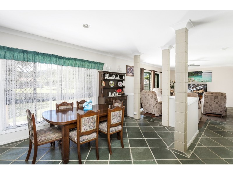 1 Birdlife Court, Nerang QLD 4211