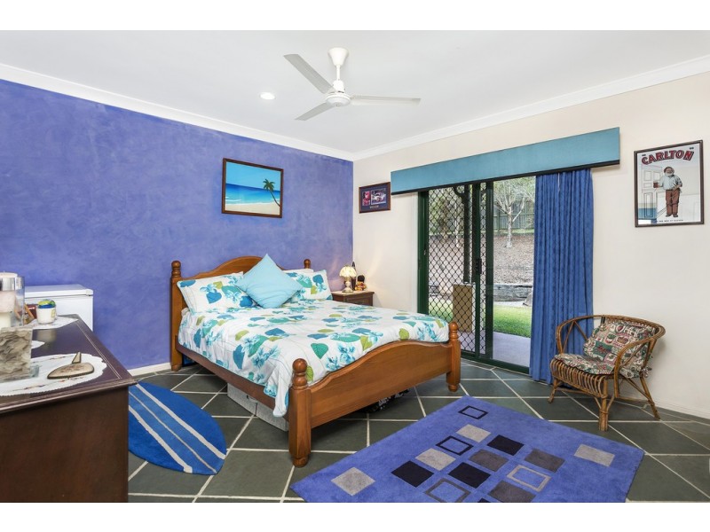 1 Birdlife Court, Nerang QLD 4211