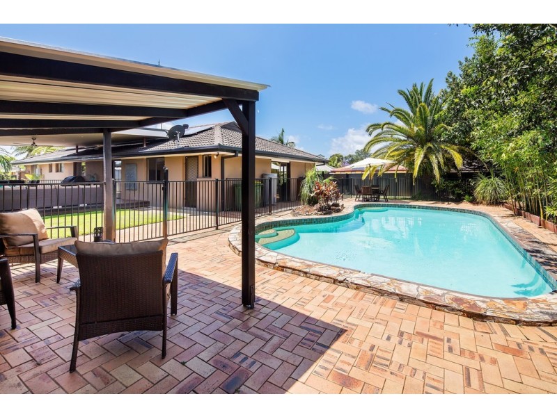 14 Walnut Street, Elanora QLD 4221