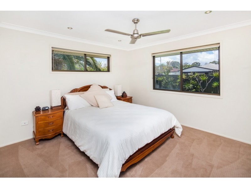 14 Walnut Street, Elanora QLD 4221