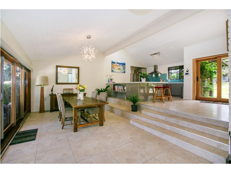 37 Hillview Parade, Ashmore QLD 4214