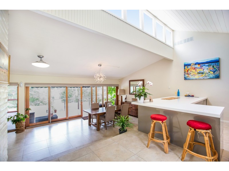 37 Hillview Parade, Ashmore QLD 4214