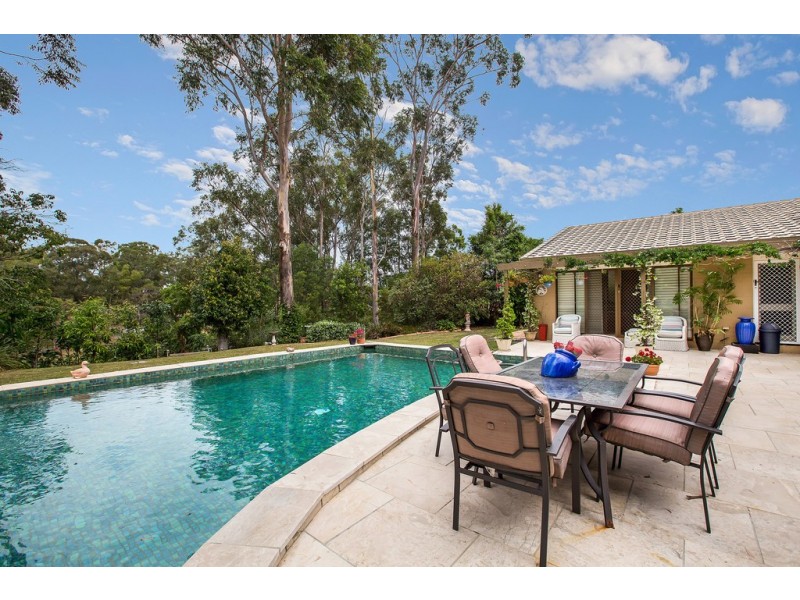 37 Hillview Parade, Ashmore QLD 4214