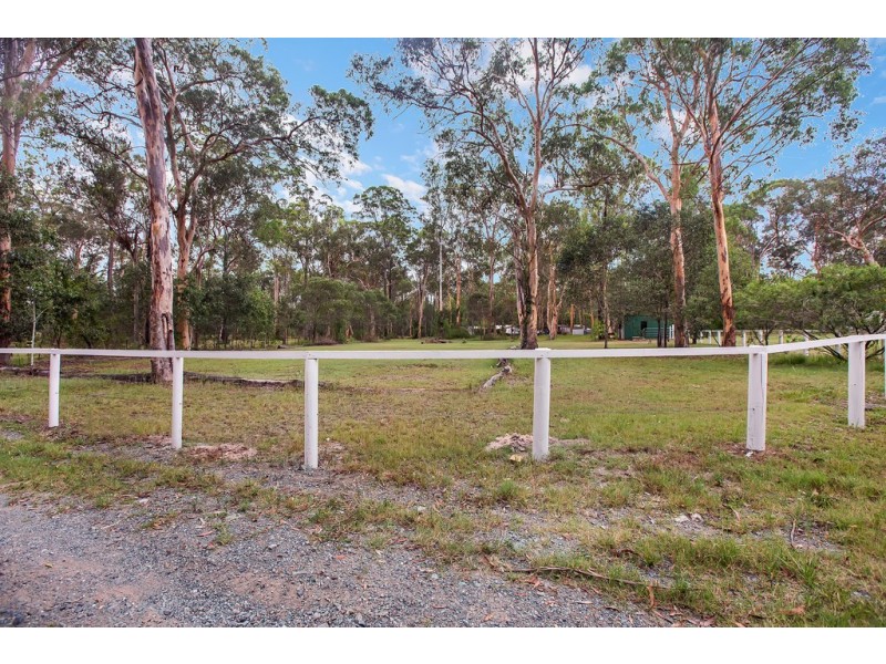 23 Hinchcliffe Road, Logan Village QLD 4207