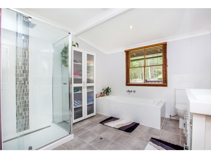 23 Hinchcliffe Road, Logan Village QLD 4207