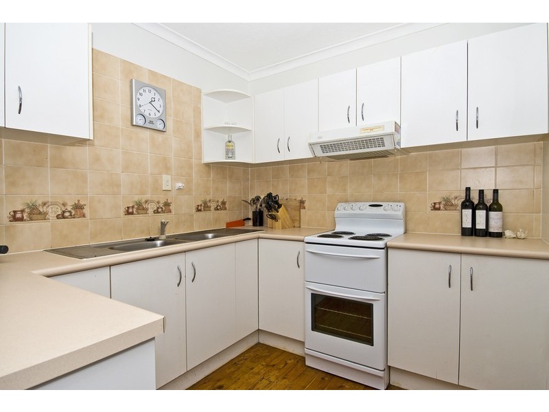 30 Lergessner Street, Biggera Waters QLD 4216