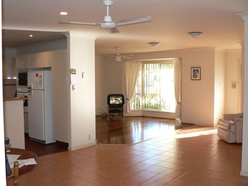 24 Madeline Street, Mudgeeraba QLD 4213