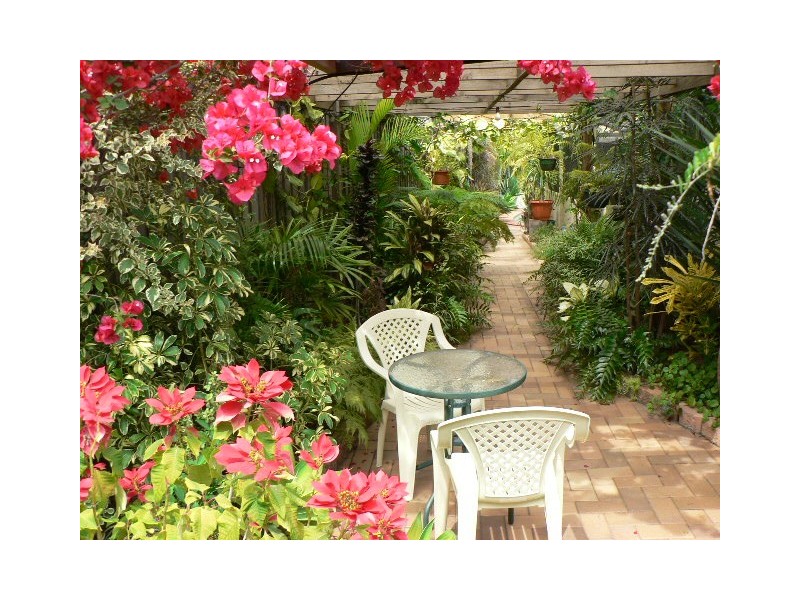 24 Madeline Street, Mudgeeraba QLD 4213