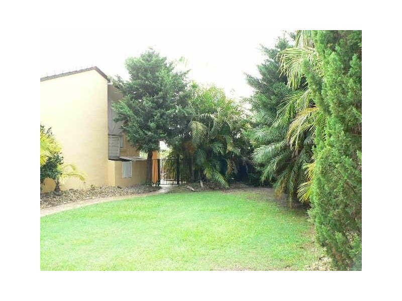 61 Strawberry Road, Mudgeeraba QLD 4213