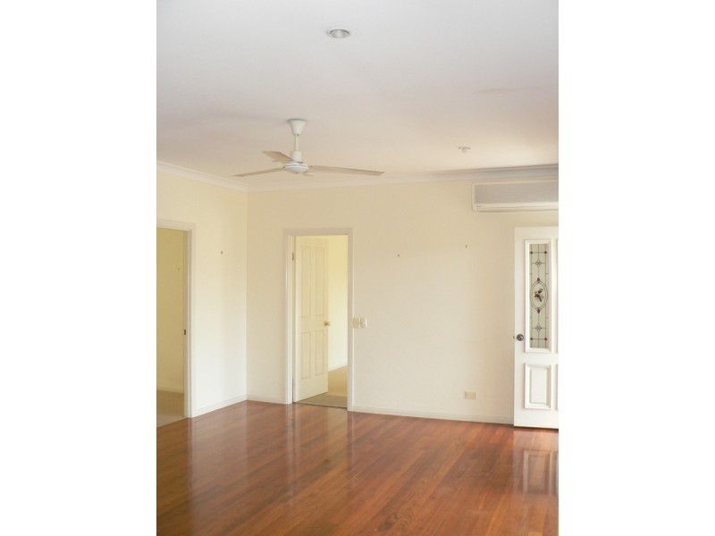 33 Pebble Creek Road, Bonogin QLD 4213