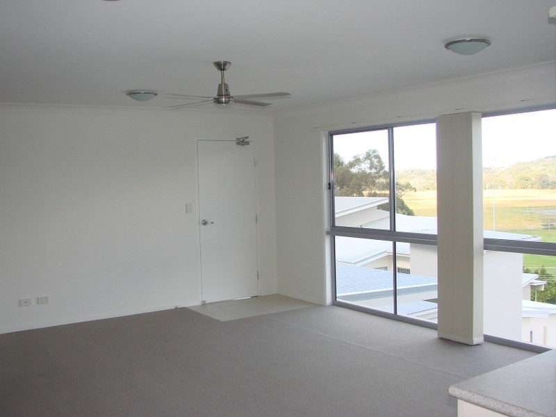 25/1 Hinterland Drive, Mudgeeraba QLD 4213