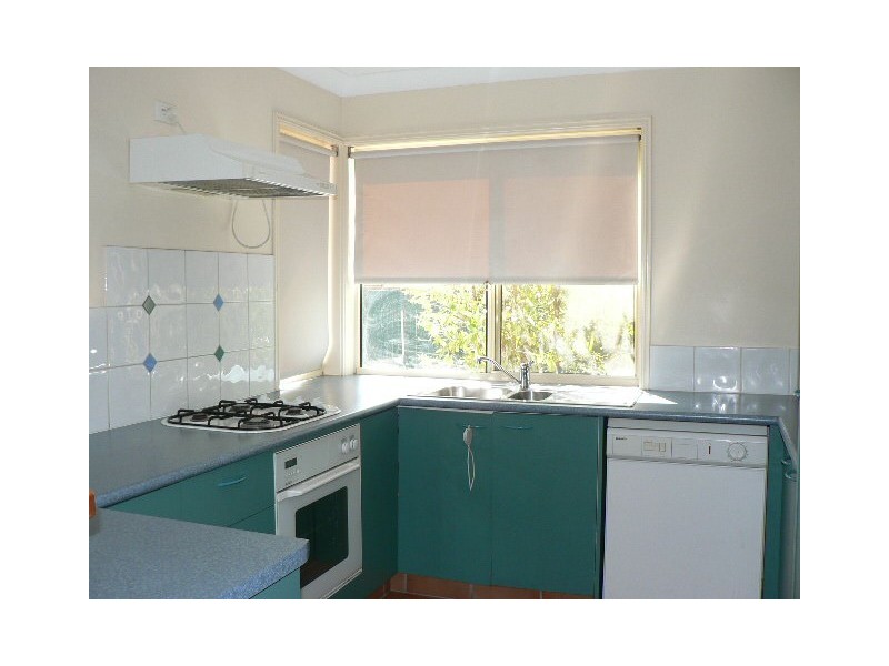 2/4 Encamp Street, Reedy Creek QLD 4227