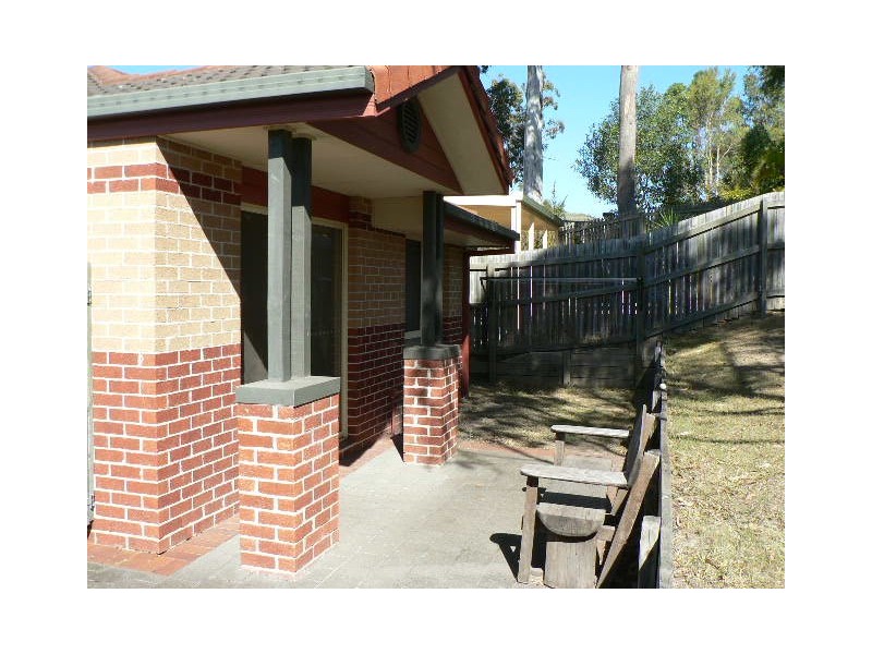 2/4 Encamp Street, Reedy Creek QLD 4227