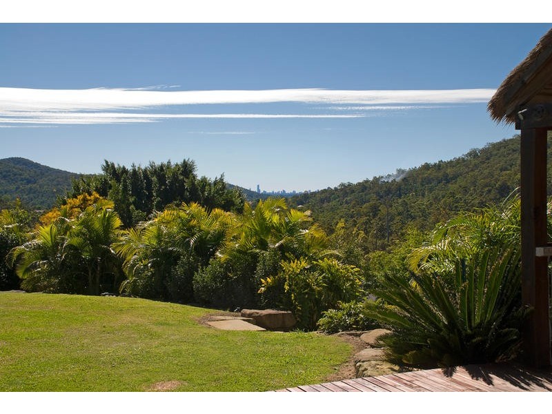 63 Broadoak Court, Bonogin QLD 4213