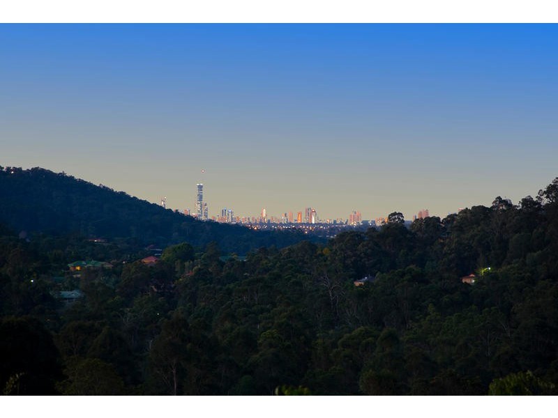 63 Broadoak Court, Bonogin QLD 4213