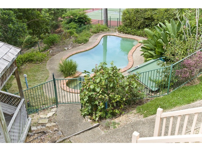 63 Wallaby Drive, Mudgeeraba QLD 4213