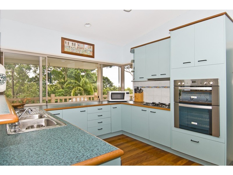 63 Wallaby Drive, Mudgeeraba QLD 4213