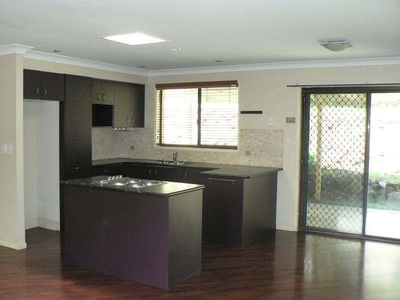 8 Acoma Terrace, Mudgeeraba QLD 4213