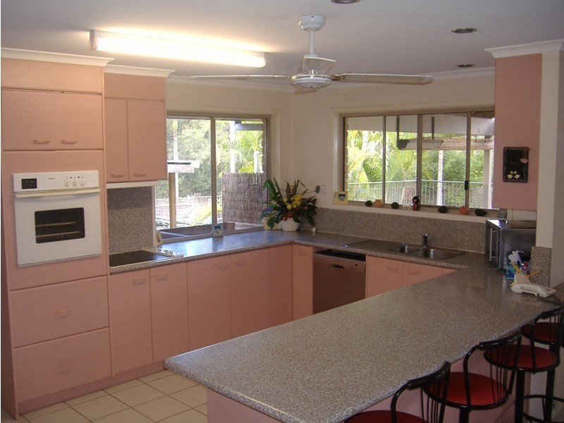 2 Coorumbene Court, Tallai QLD 4213