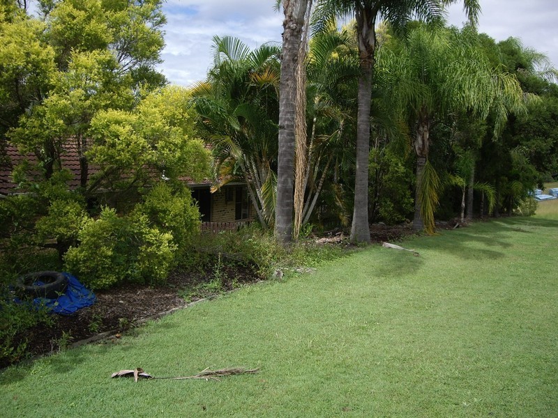 2 Coorumbene Court, Tallai QLD 4213