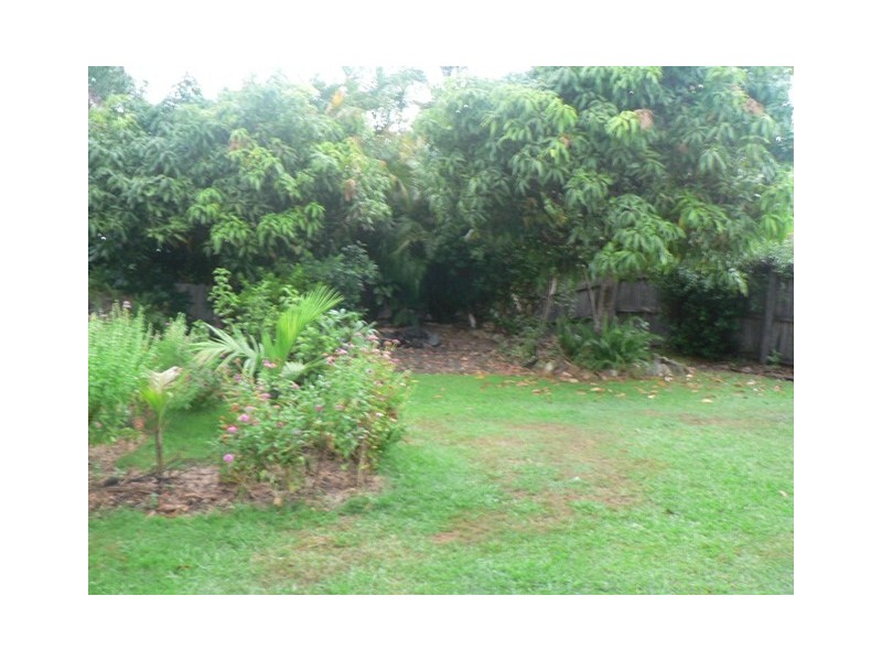 28 Cozens Way, Highland Park QLD 4211