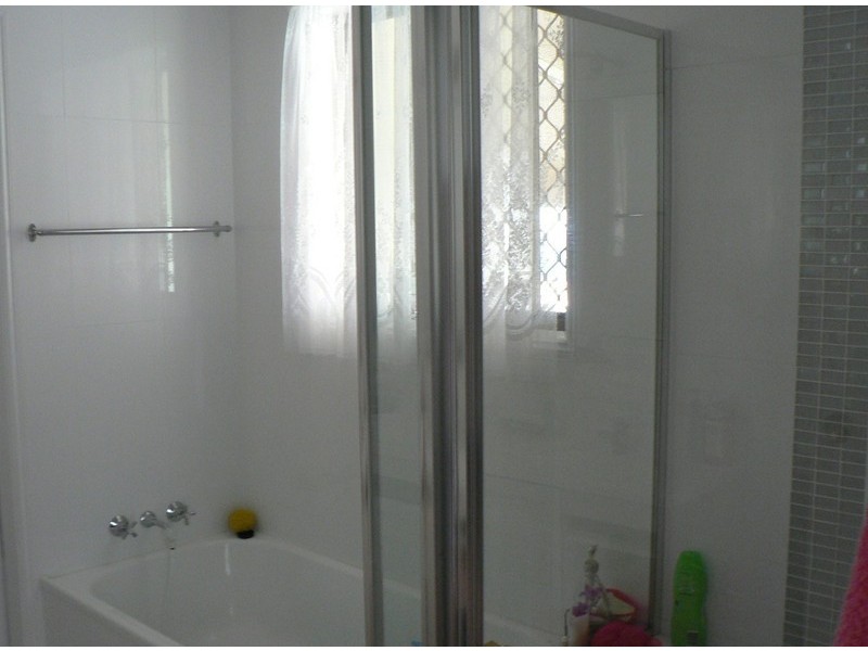 8 Planet Place, Mudgeeraba QLD 4213