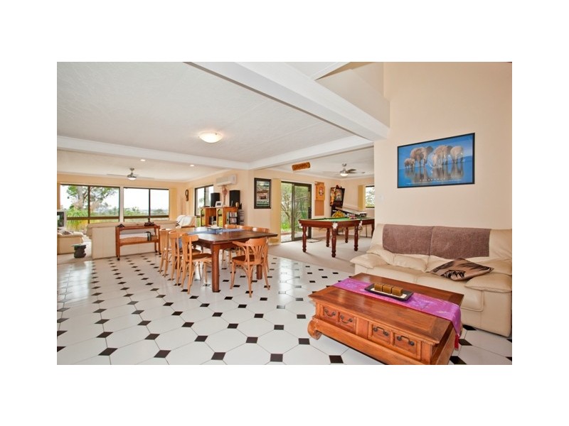 35 Quambone St, Worongary QLD 4213