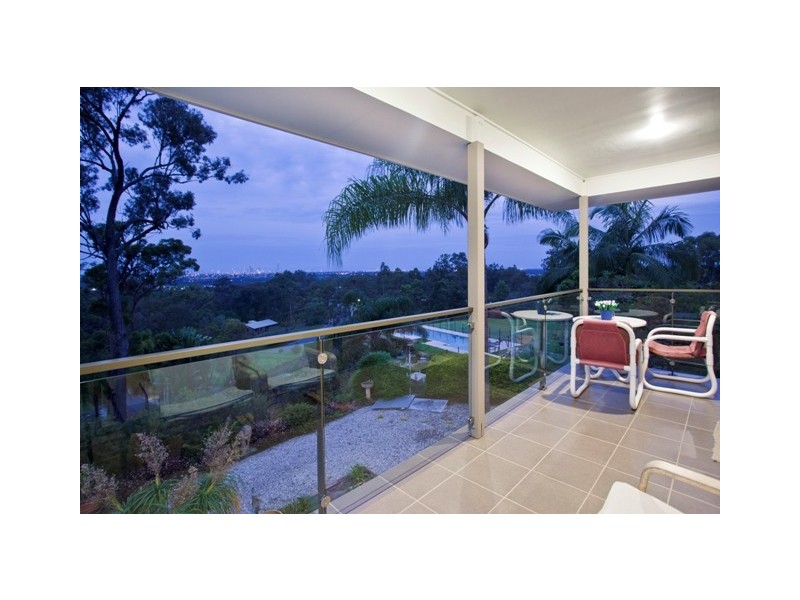 35 Quambone St, Worongary QLD 4213