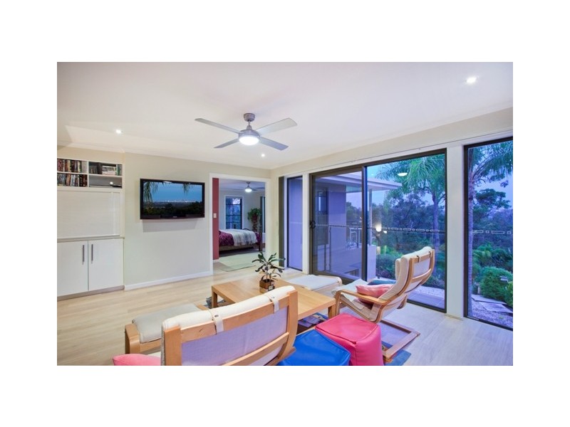 35 Quambone St, Worongary QLD 4213