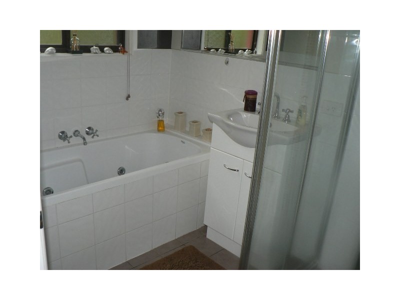 Worongary QLD 4213