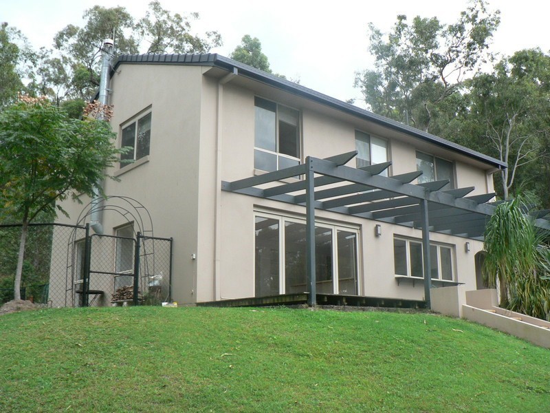 8 Nash Road, Worongary QLD 4213