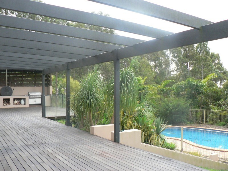 8 Nash Road, Worongary QLD 4213