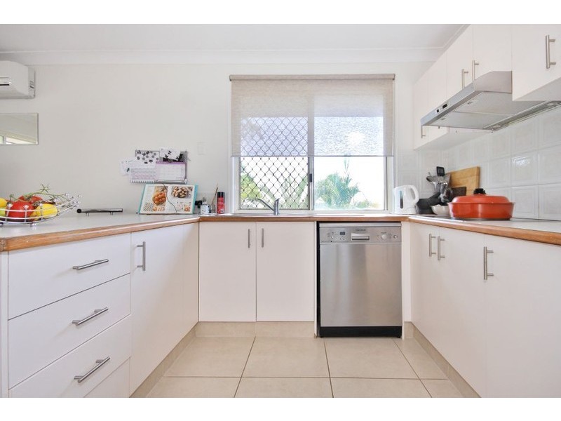 5 Golf View Terrace, Robina QLD 4226