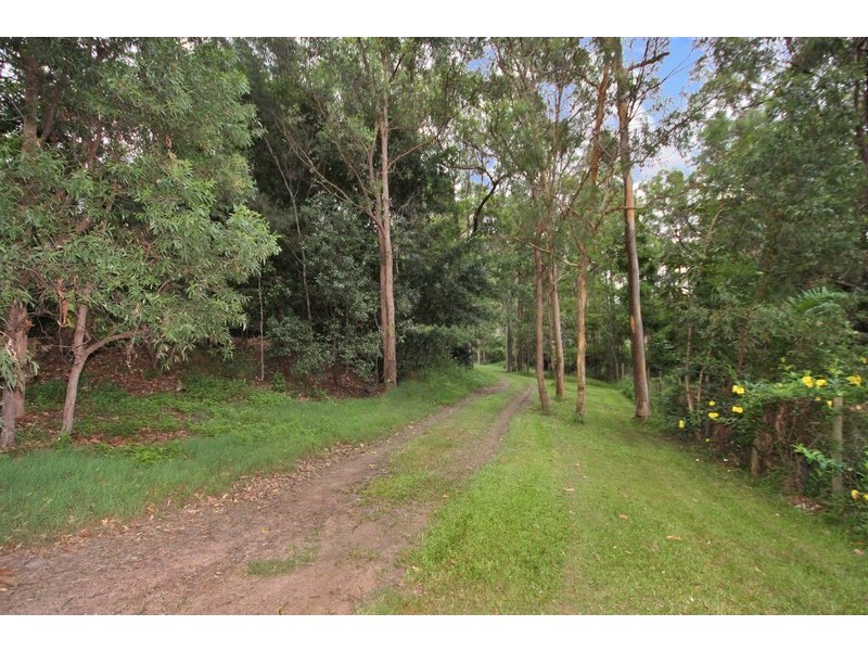 5 Fergus Court, Worongary QLD 4213