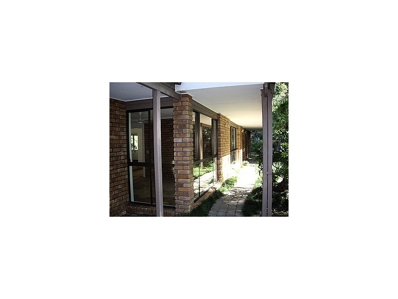 6 Talgarno Place, Tallai QLD 4213