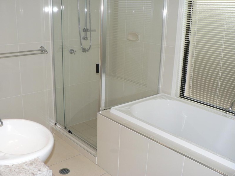 15 Ceil Circuit, Coomera QLD 4209