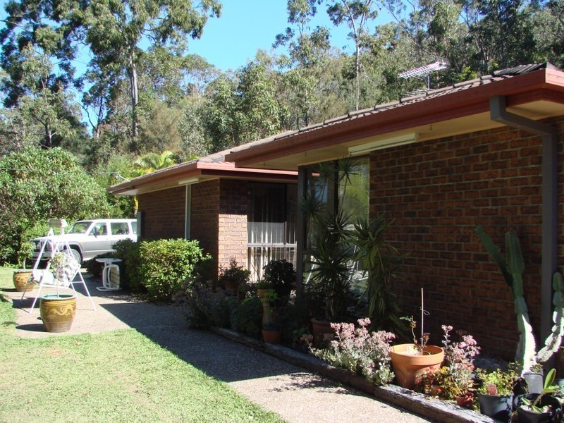 8 Stirling Court, Bonogin QLD 4213